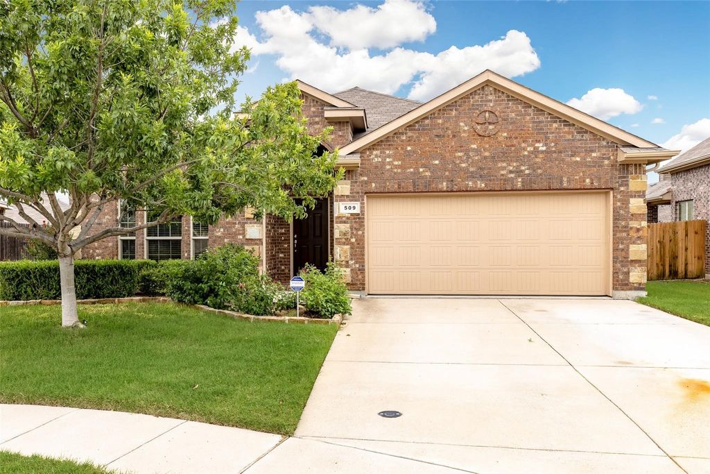 509 Vidalia Court, Fort Worth, TX 76052