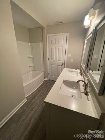 3826 Langley Road, Charlotte, NC 28215