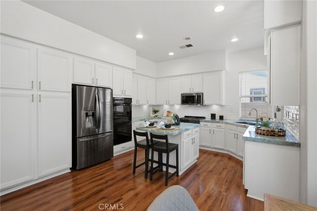 37709 Oxford Drive, Murrieta, CA 92562