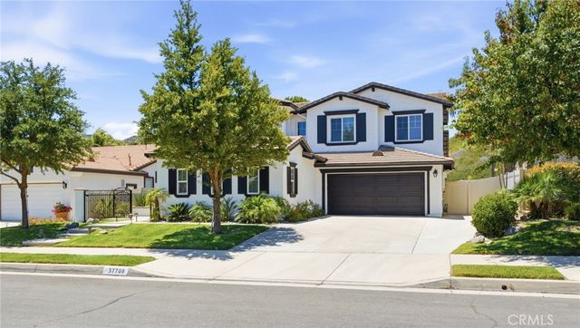 37709 Oxford Drive, Murrieta, CA 92562