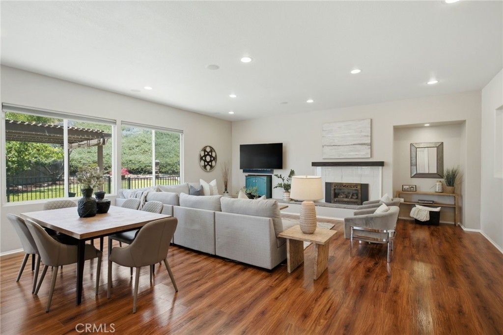 37709 Oxford Drive, Murrieta, CA 92562