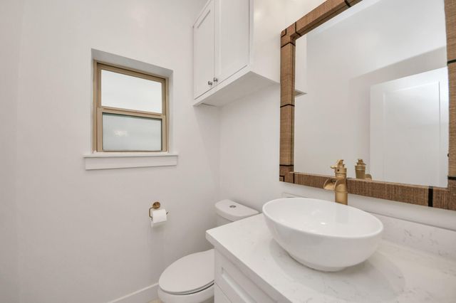 1217 Edwards Street, Houston, TX 77007