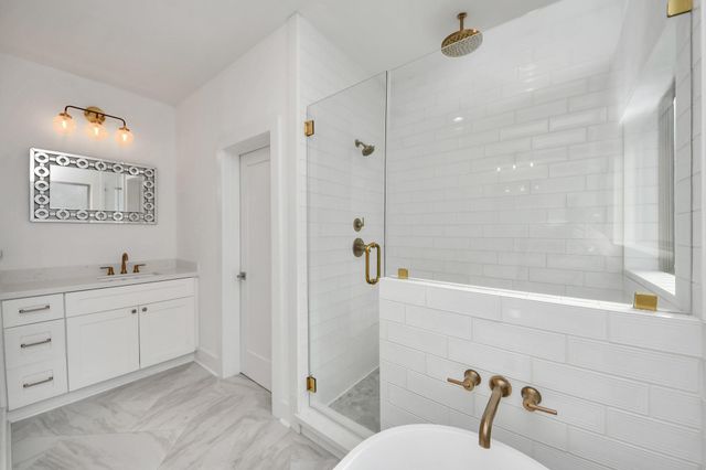 1217 Edwards Street, Houston, TX 77007