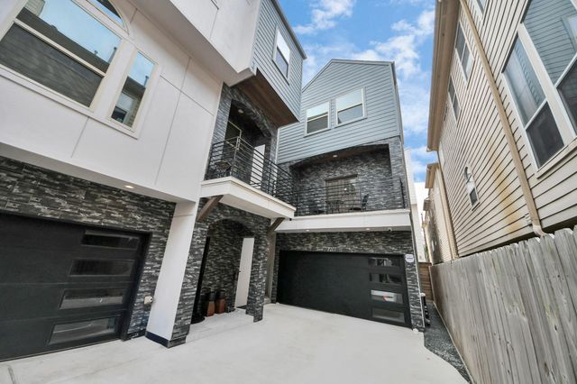 1217 Edwards Street, Houston, TX 77007