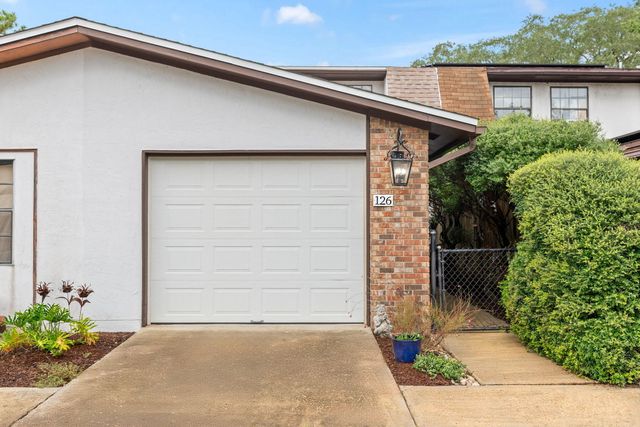 37 12Th Street V126, Shalimar, FL 32579