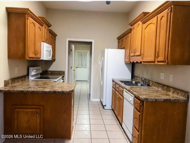 4830 Trolley Lane, Horn Lake, MS 38637