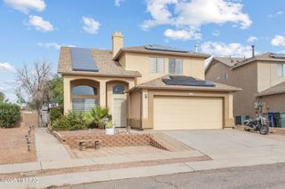 8805 E Lions Spring Place, Tucson, AZ 85747