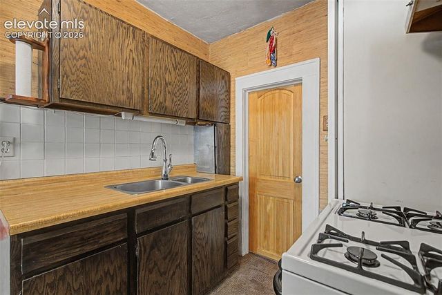 1830 Mesita Court, Colorado Springs, CO 80905