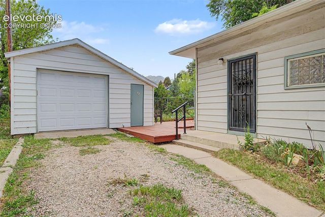 1830 Mesita Court, Colorado Springs, CO 80905