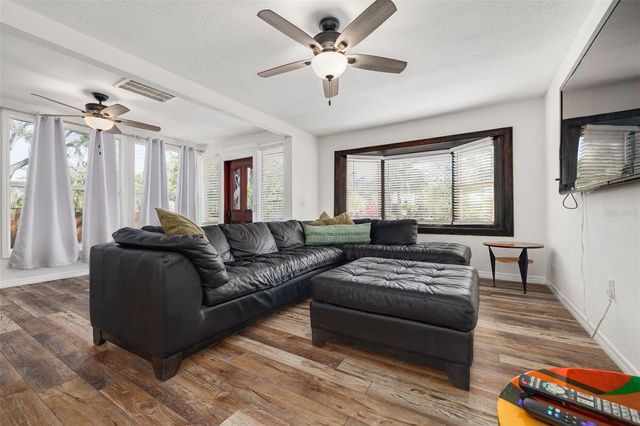 200 BROADWAY, Dunedin, FL 34698