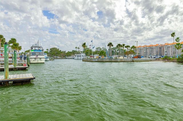 200 BROADWAY, Dunedin, FL 34698