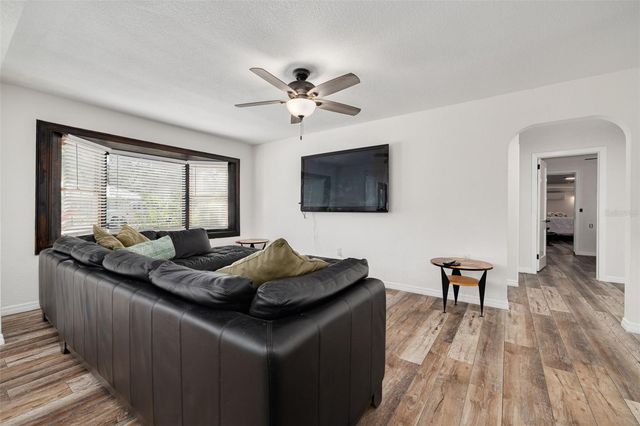 200 BROADWAY, Dunedin, FL 34698