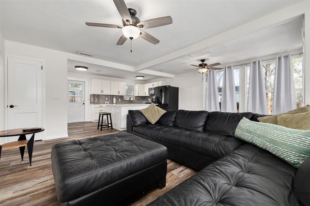 200 BROADWAY, Dunedin, FL 34698