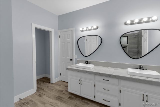 1525 Charleton Drive, Montgomery, AL 36106