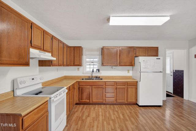 151 Baker Street, Mountain City, TN 37683