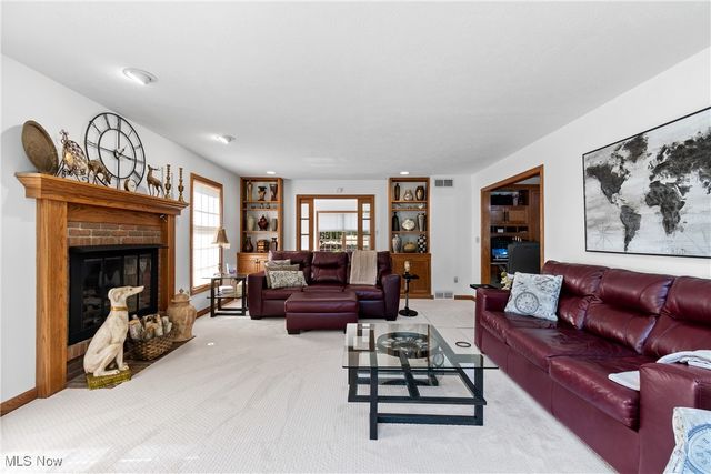 3523 Parfoure Boulevard, Uniontown, OH 44685