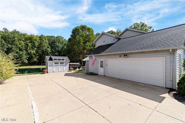 3523 Parfoure Boulevard, Uniontown, OH 44685