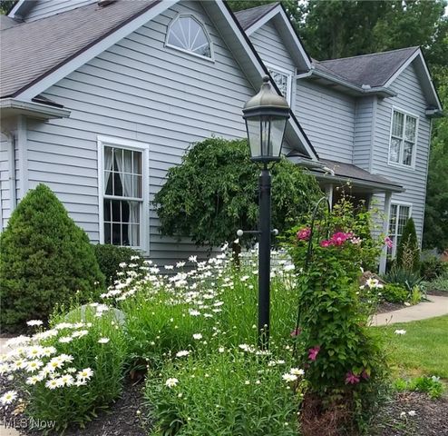 3523 Parfoure Boulevard, Uniontown, OH 44685