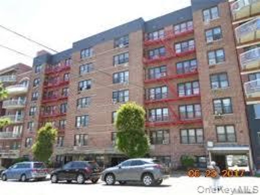 87-20 175 Street, Jamaica Estates, NY 11432
