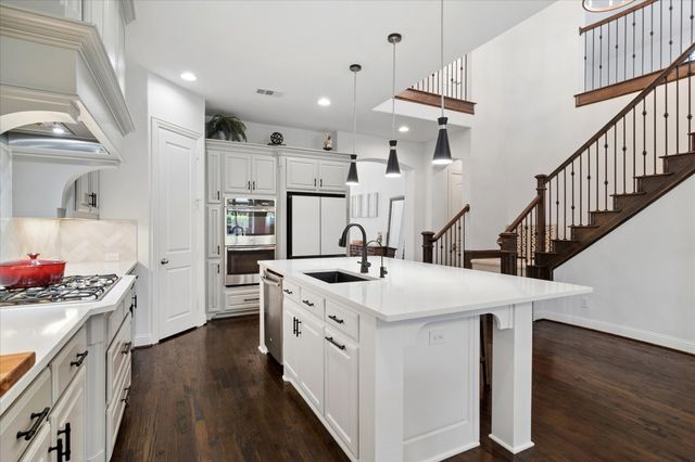 3009 Aberdeen Drive, The Colony, TX 75056