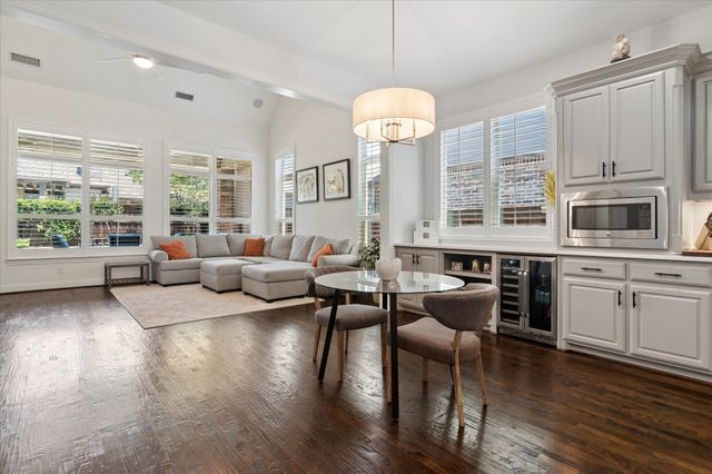 3009 Aberdeen Drive, The Colony, TX 75056