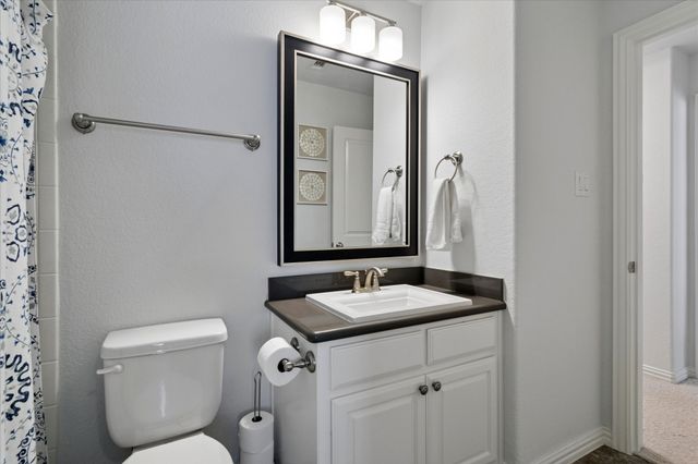 3009 Aberdeen Drive, The Colony, TX 75056