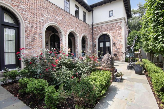 3503 Newcastle Drive, Houston, TX 77027