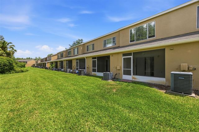1141 KENNEWICK COURT, Wesley Chapel, FL 33543