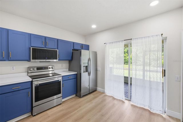 1141 KENNEWICK COURT, Wesley Chapel, FL 33543