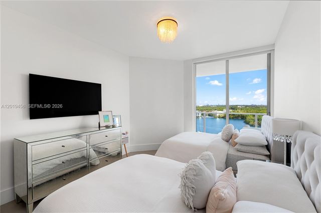 17111 Biscayne Boulevard 1406, North Miami Beach, FL 33160