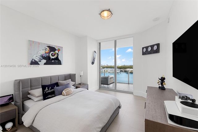 17111 Biscayne Boulevard 1406, North Miami Beach, FL 33160