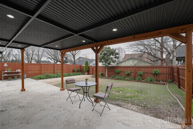 1411 McKinley, San Antonio, TX 78210