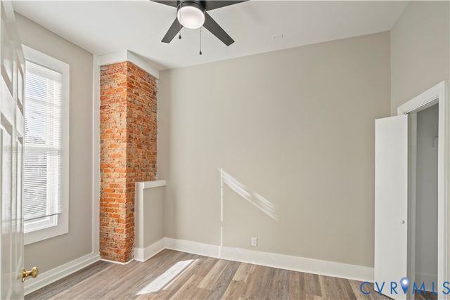 22 Corling St, Petersburg, VA 23803