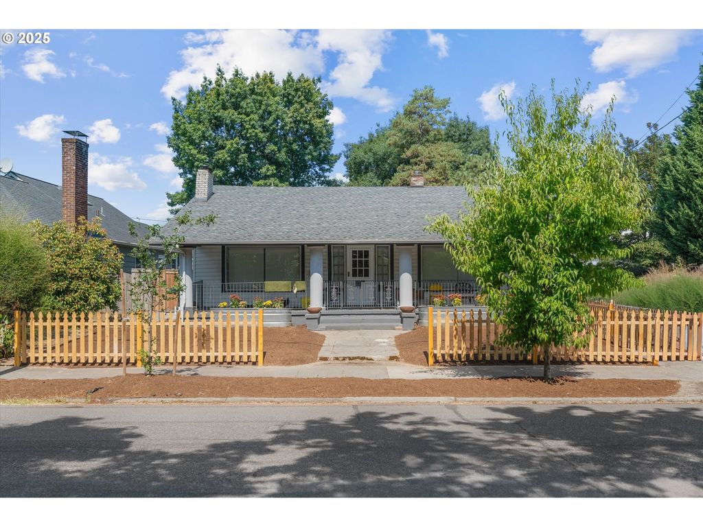 3415 Ne KILLINGSWORTH St, Portland, OR 97211