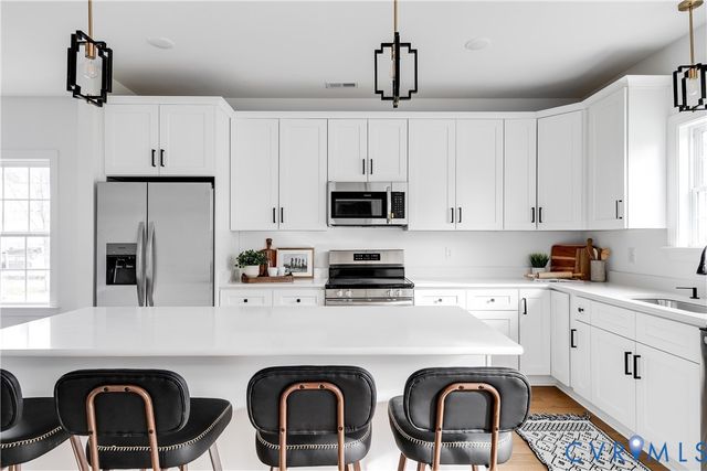 2015 3rd Ave, Richmond, VA 23222