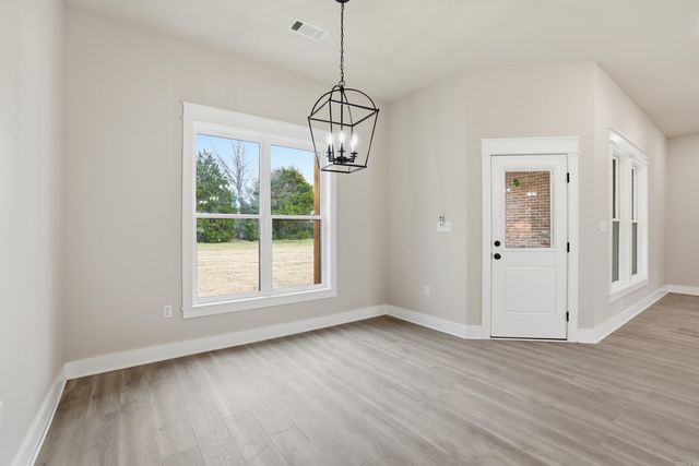 65 Emerald Lane, Greers Ferry, AR 72067