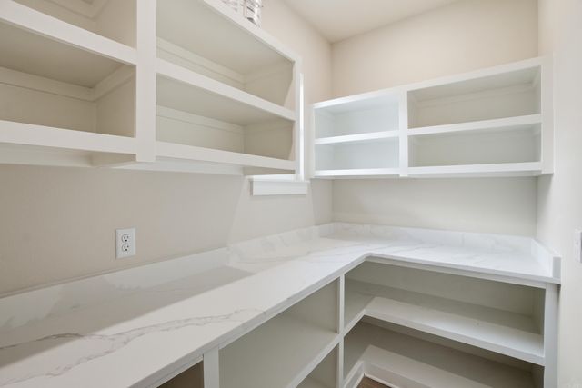 65 Emerald Lane, Greers Ferry, AR 72067