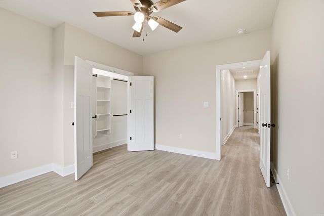 65 Emerald Lane, Greers Ferry, AR 72067