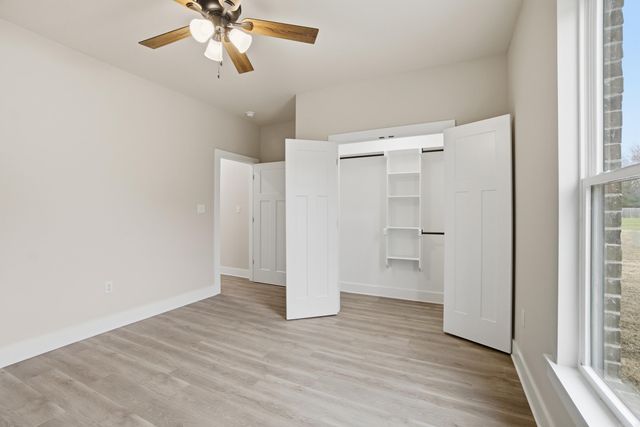 65 Emerald Lane, Greers Ferry, AR 72067