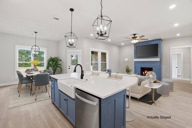 65 Emerald Lane, Greers Ferry, AR 72067