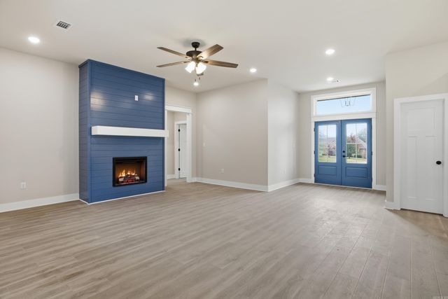 65 Emerald Lane, Greers Ferry, AR 72067