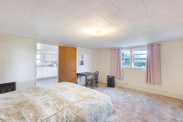 1365 Grandview Rd, Sebastopol, CA 95472