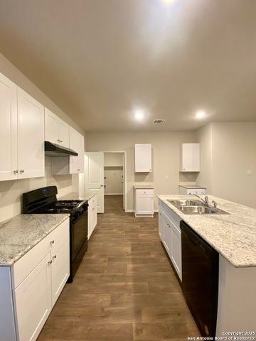 12003 Sampson, San Antonio, TX 78245