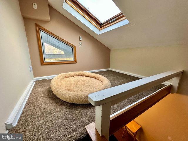 4305 N DELAWARE DR, Easton, PA 18040