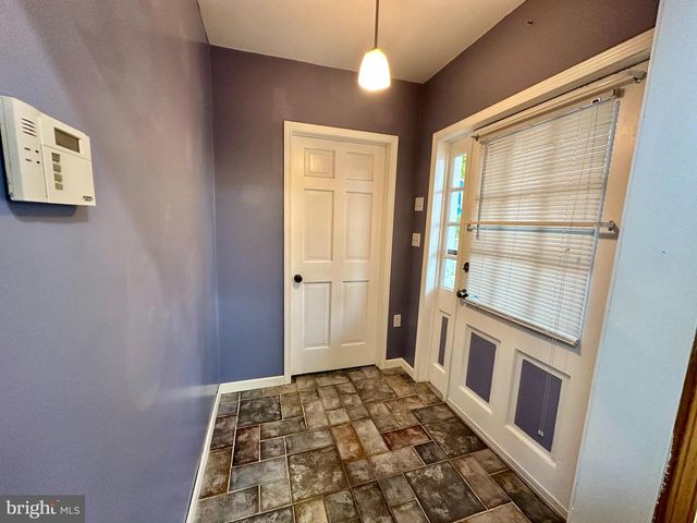 4305 N DELAWARE DR, Easton, PA 18040