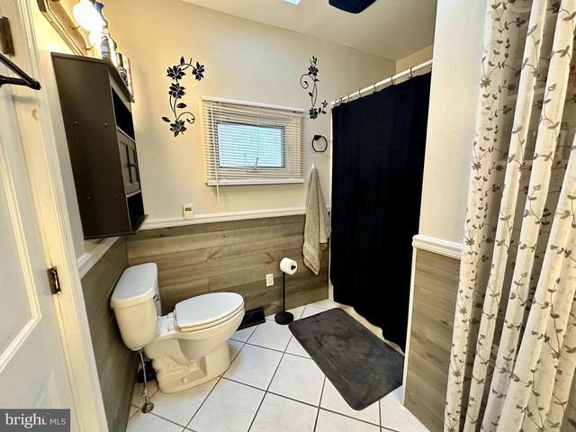 4305 N DELAWARE DR, Easton, PA 18040