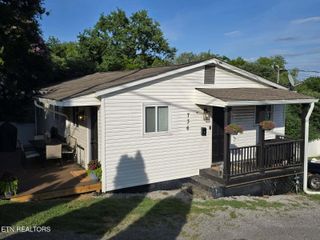 736 W Oak Hill Ave, Knoxville, TN 37921