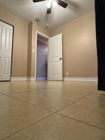 608 SW 8th Court, Delray Beach, FL 33444