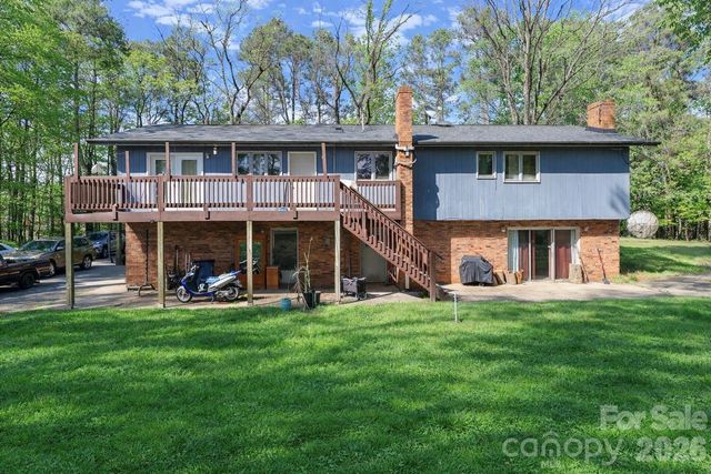 225 Midway Road, Statesville, NC 28625