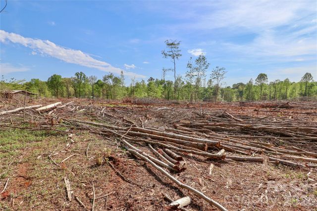 225 Midway Road, Statesville, NC 28625